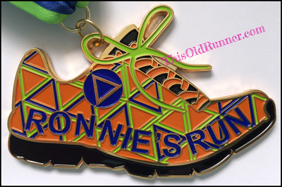 Medal for 2016 10 mile Ronnies Run in Fort DeSoto Park.