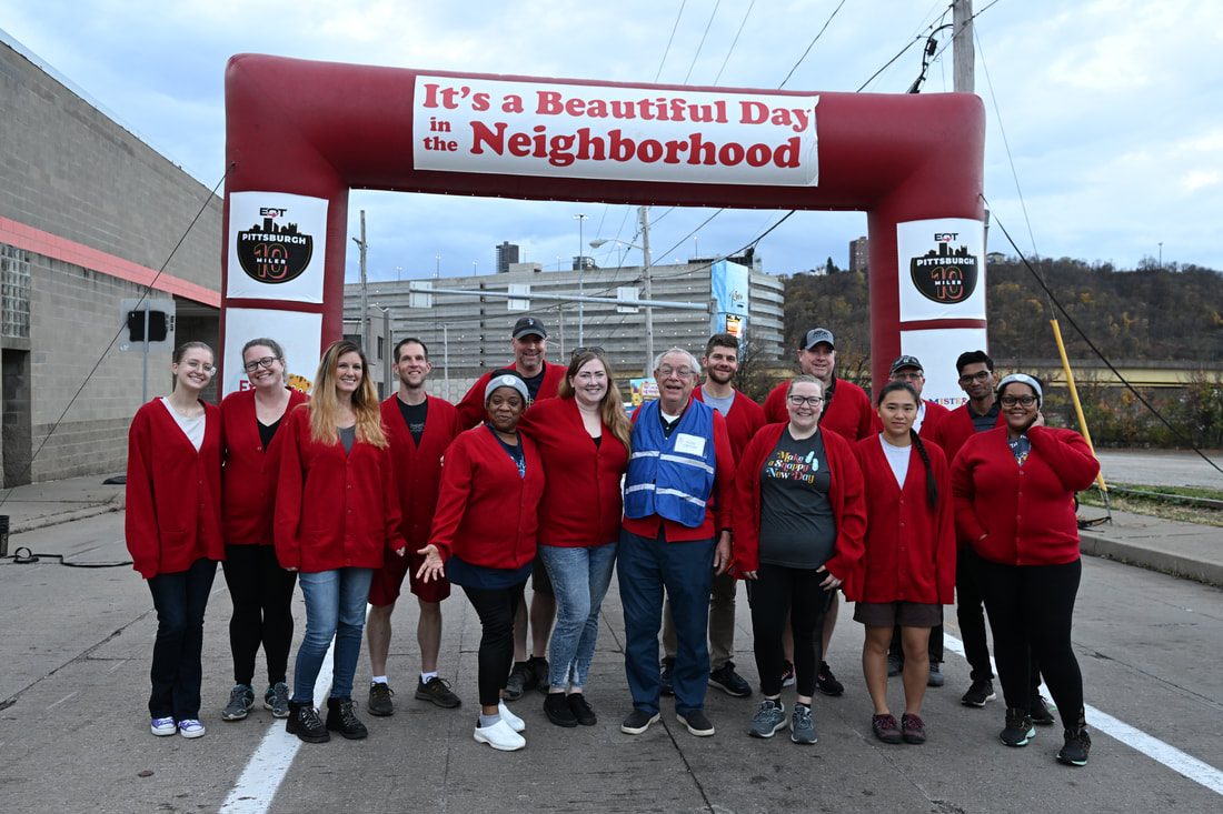 Mr Rogers Mile volunteers during the Pittsburgh 10 Miler on November 6, 2022