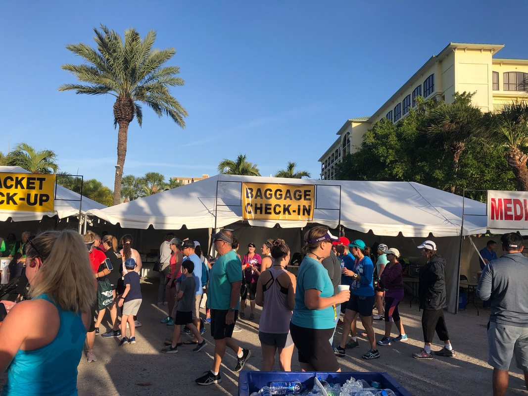 Packet Pickup at the St Pete Beach Classic on race day.